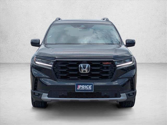 Used 2025 Honda Pilot TrailSport video 2