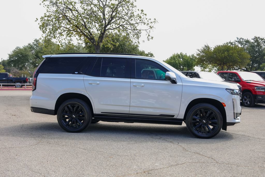 Used 2023 Cadillac Escalade Sport Platinum RWD image 5