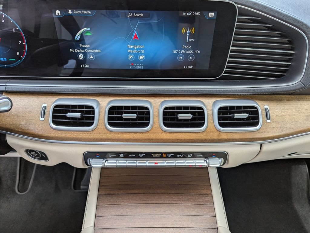 Used 2021 Mercedes-Benz GLS 450 4MATIC image 25