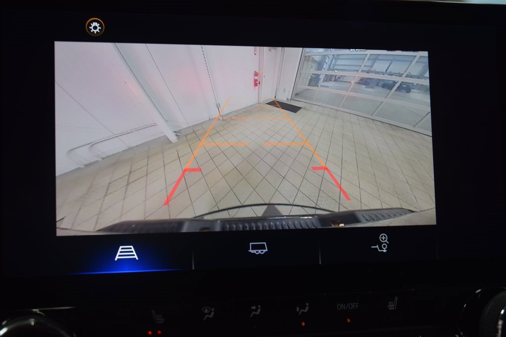 Certified 2023 Chevrolet Colorado Z71 w/ Z71 Convenience Package 2 image 50