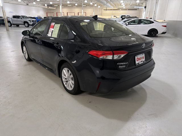 Used 2026 Toyota Corolla LE w/ LE Premium Package FWD image 6
