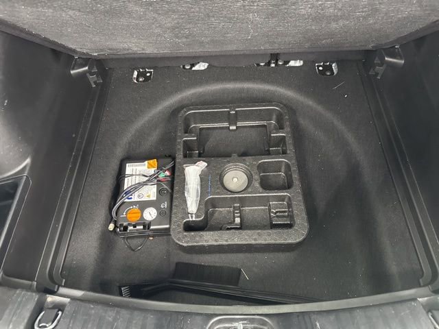 Used 2025 Jeep Compass Limited image 11