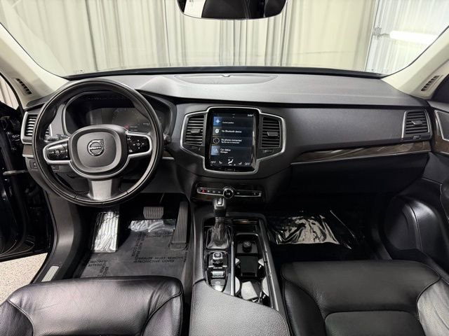 Used 2018 Volvo XC90 T5 Momentum w/ Convenience Package image 14