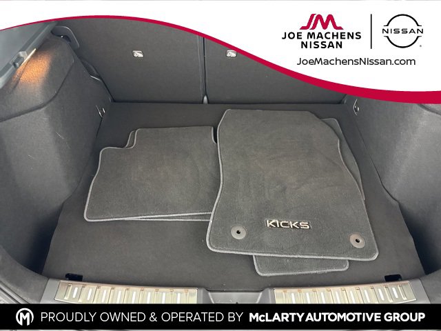 Certified 2025 Nissan Kicks SR w/ Illumination Package image 25