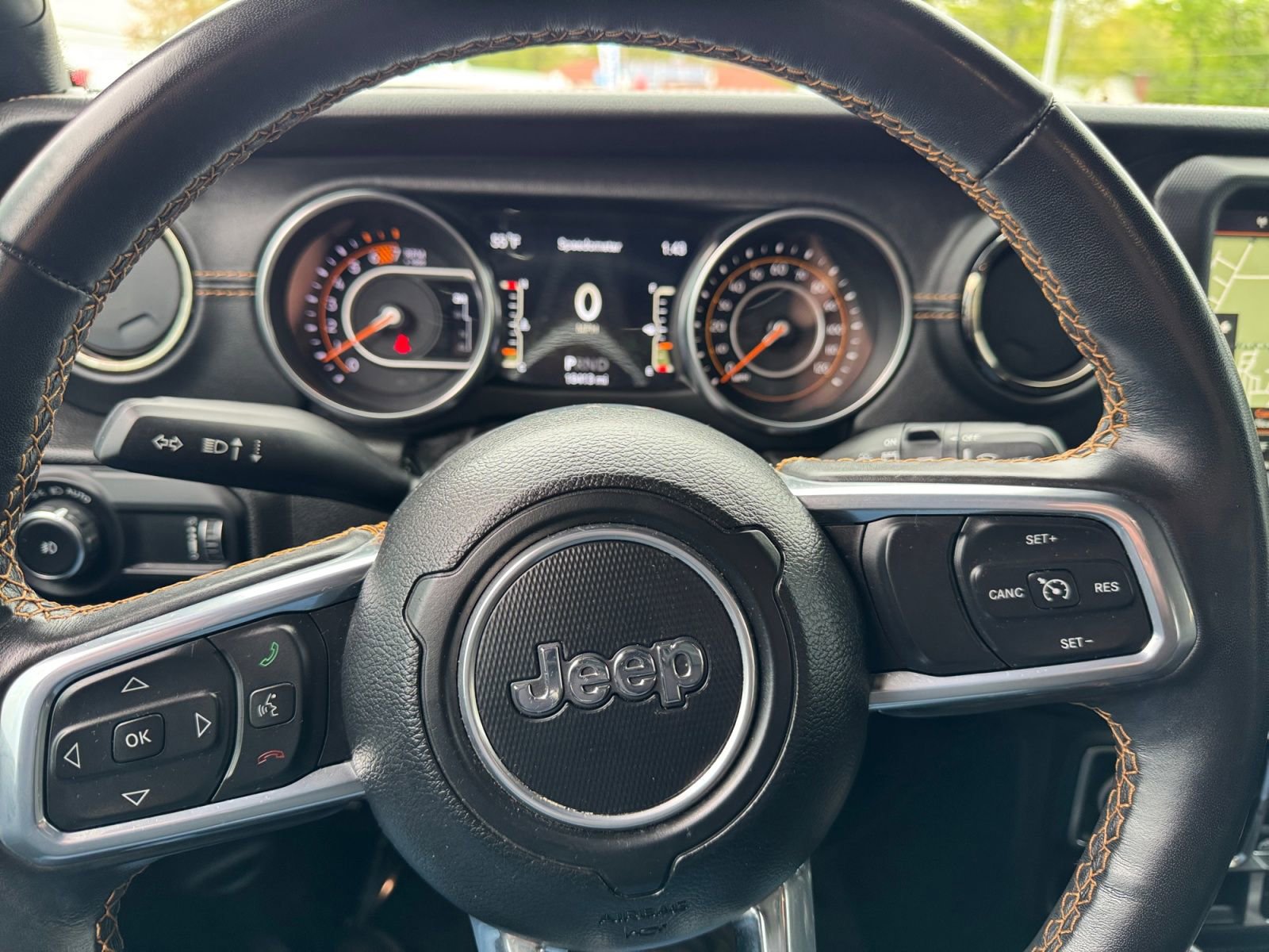 Used 2023 Jeep Wrangler Unlimited Sahara AWD/4WD image 18