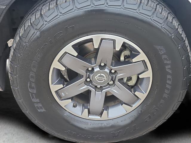 Used 2014 Nissan Frontier PRO-4X w/ Pro-4x Luxury Package AWD/4WD image 9