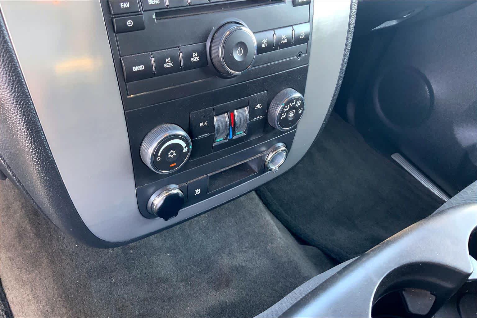 Used 2008 Chevrolet Tahoe LS RWD image 34