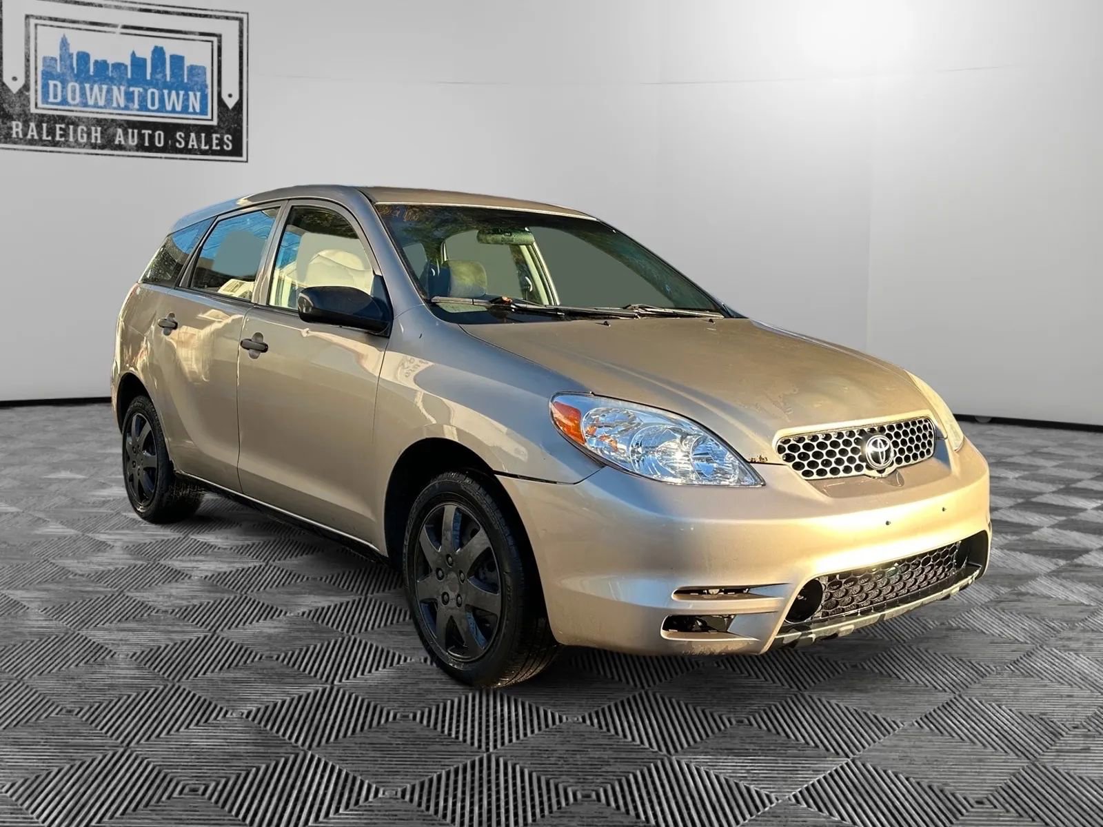 Used 2003 Toyota Matrix image 4