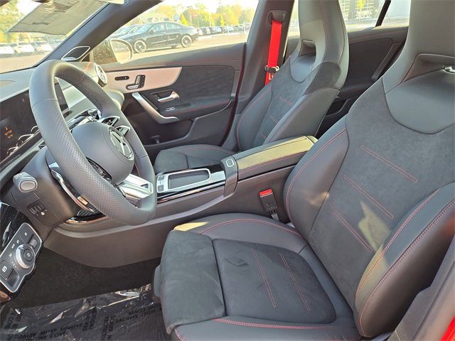 New 2025 Mercedes-Benz CLA 35 AMG 4MATIC image 27