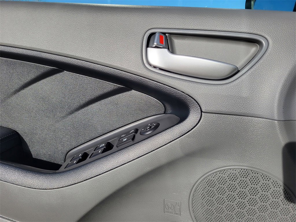 Used 2017 Kia Forte LX w/ LX Popular Package image 9