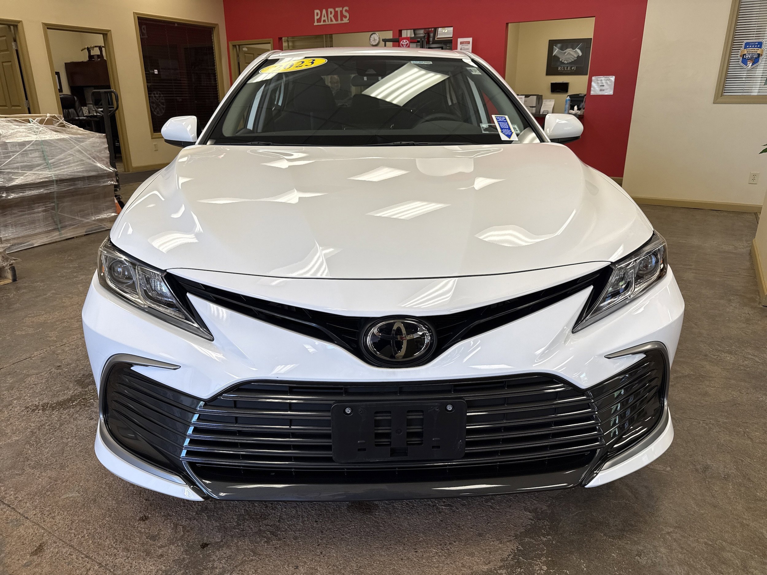 Used 2023 Toyota Camry LE FWD image 2