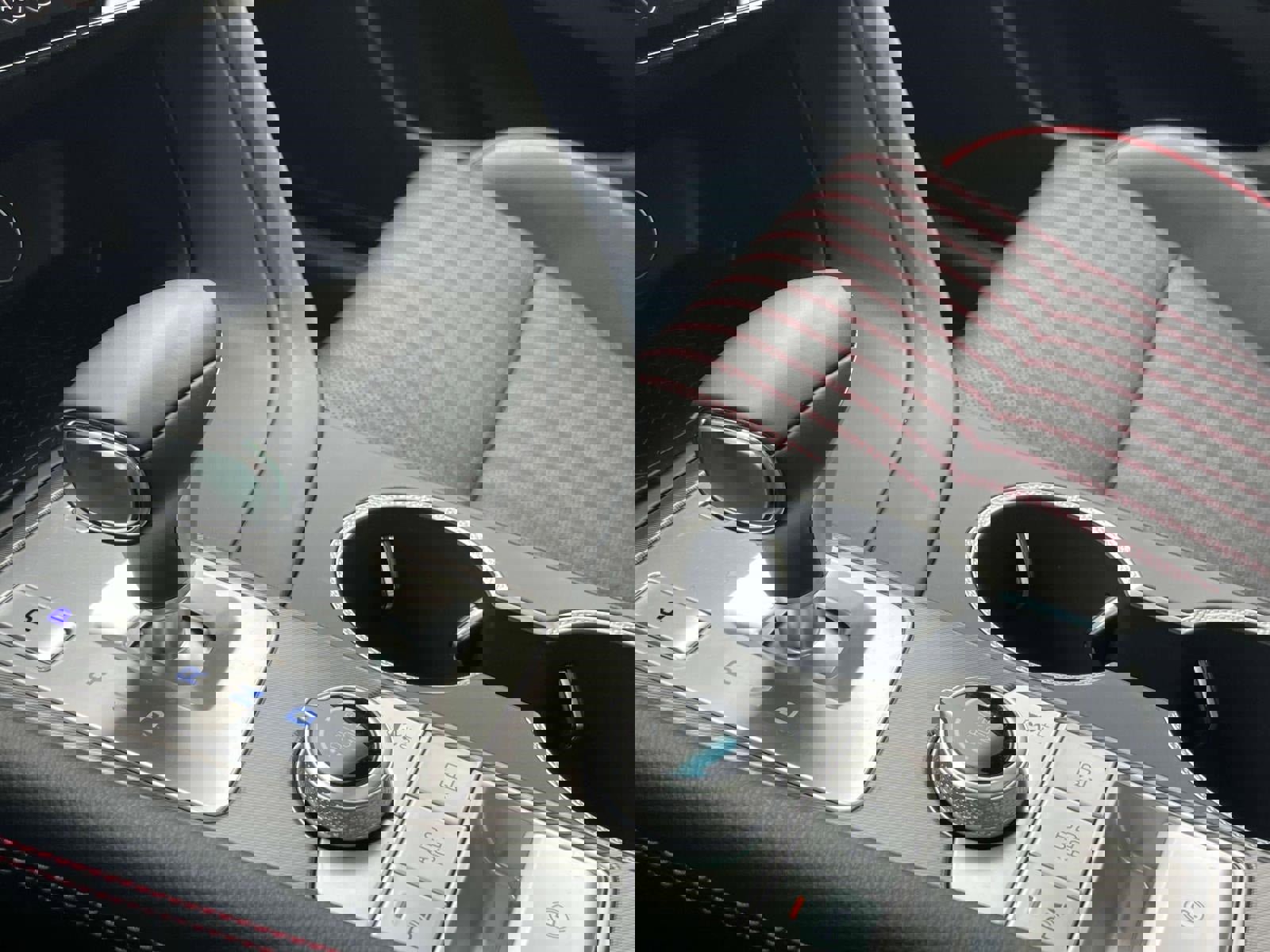 Used 2024 Genesis G70 3.3T Advanced image 31