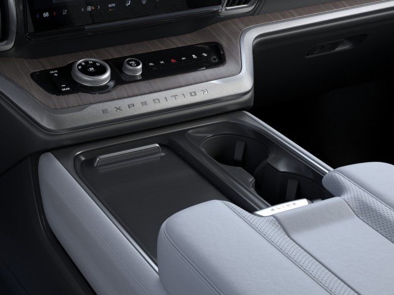 New 2026 Ford Expedition Max Platinum image 15