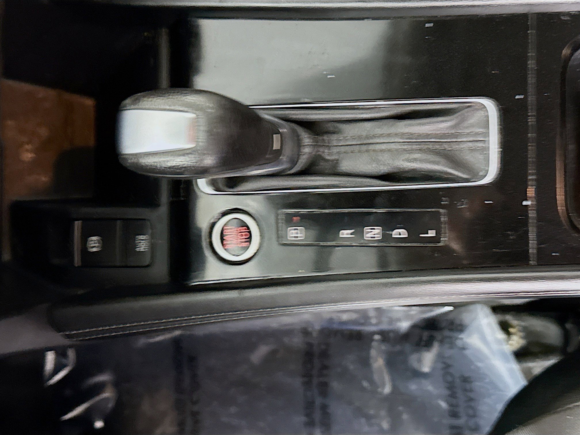 Used 2021 Nissan Kicks SR FWD image 20