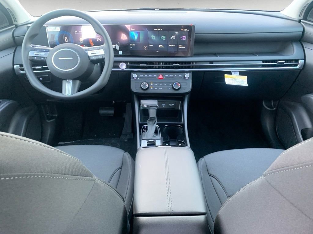 New 2025 Hyundai Tucson SE image 18