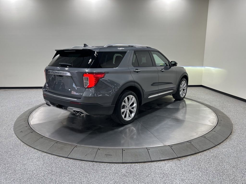 Certified 2022 Ford Explorer Platinum w/ Equipment Group 601A AWD/4WD image 7