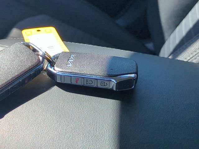 Certified 2025 Kia K5 LXS FWD image 34