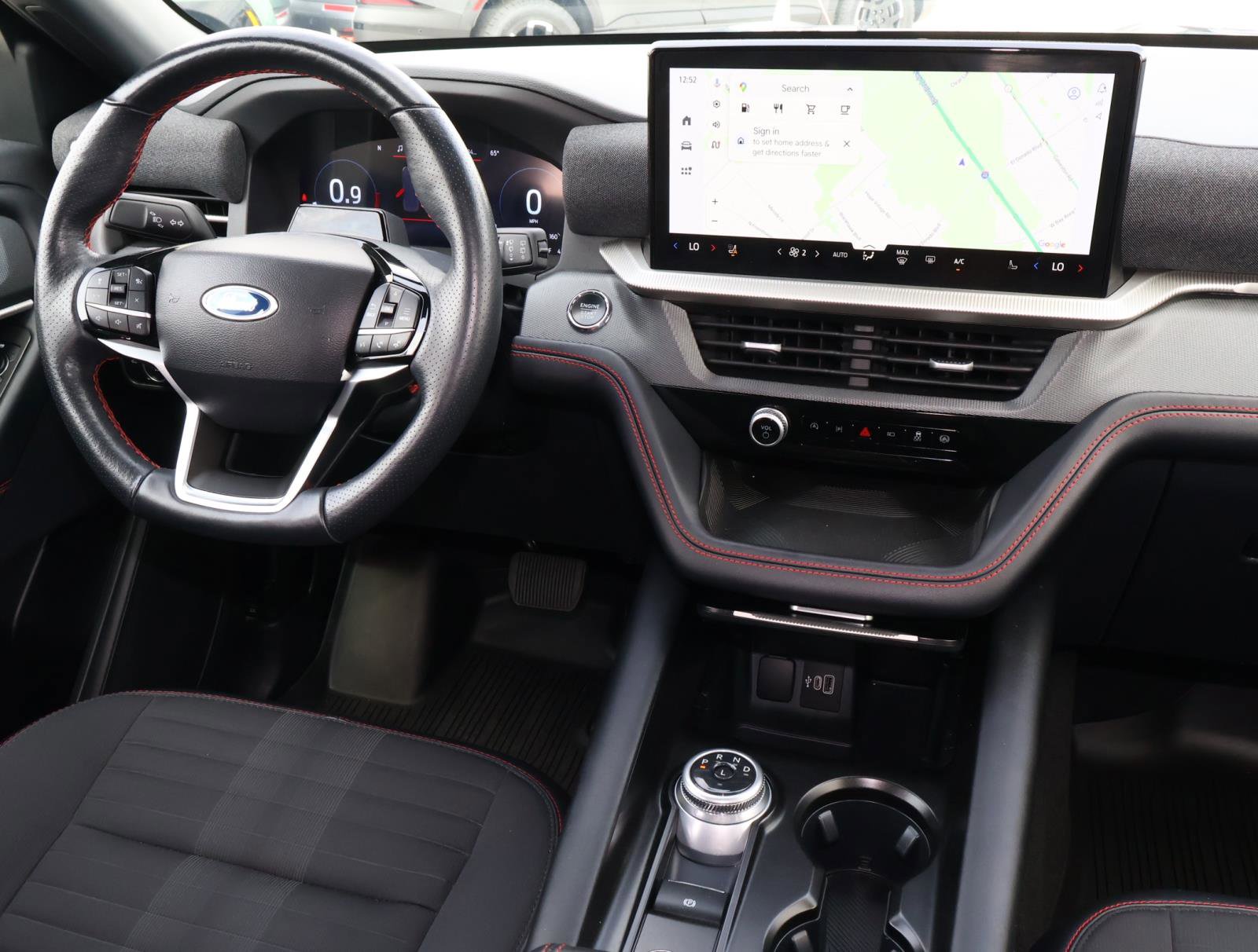 Used 2025 Ford Explorer ST-Line image 12