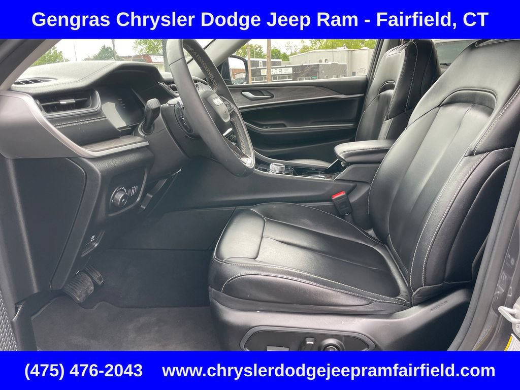 Certified 2023 Jeep Grand Cherokee Limited AWD/4WD image 41