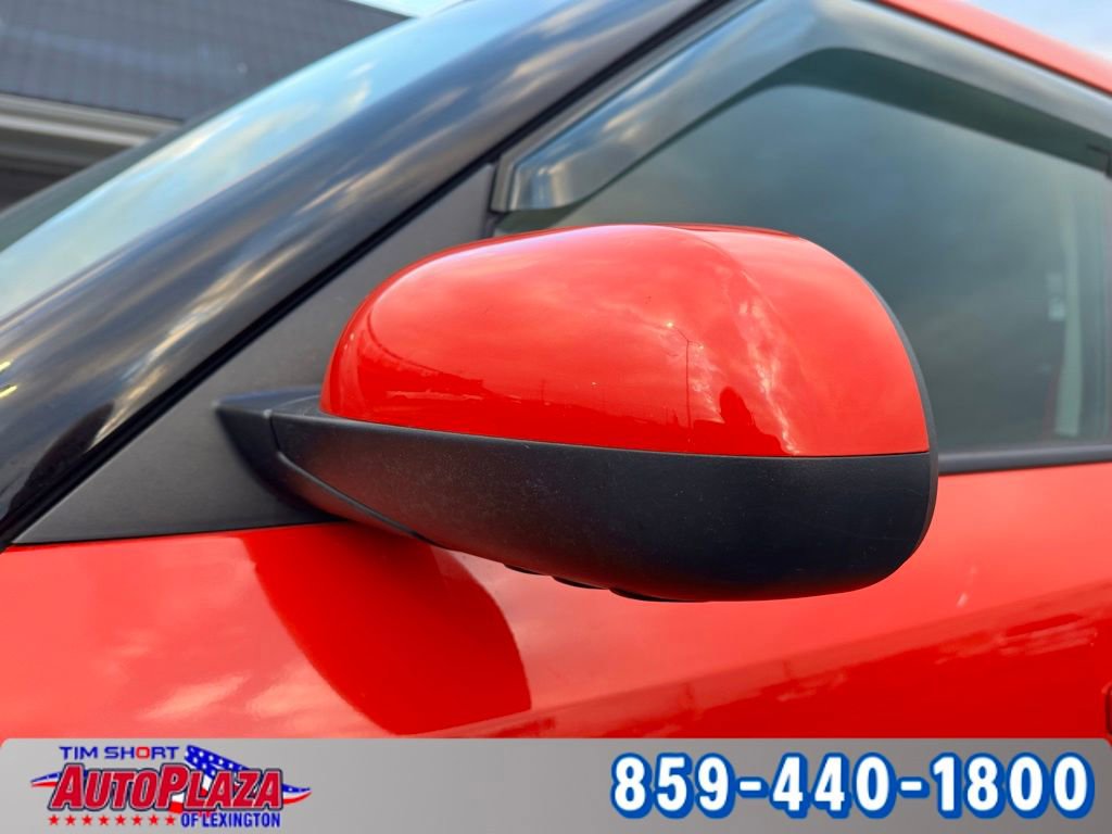 Used 2019 Kia Soul + image 17