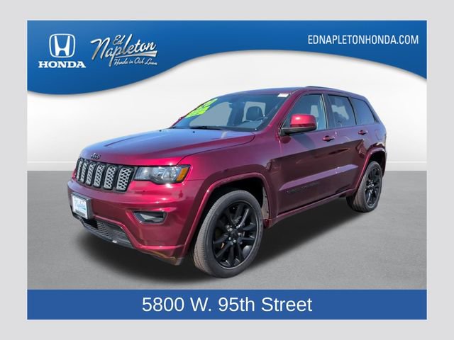 Used 2020 Jeep Grand Cherokee Laredo AWD/4WD image 1