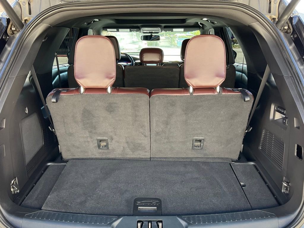 Used 2021 Ford Explorer Platinum w/ Equipment Group 601A image 15