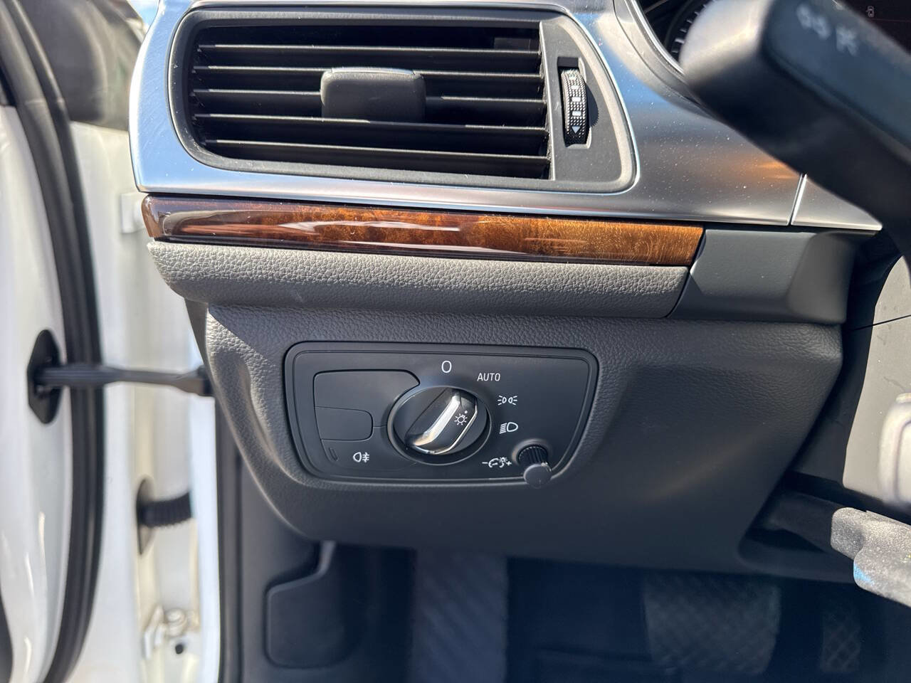 Used 2015 Audi A6 2.0T Premium Plus w/ Premium Plus Package image 11