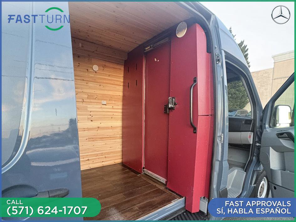 Used 2018 Mercedes-Benz Sprinter 2500 image 19