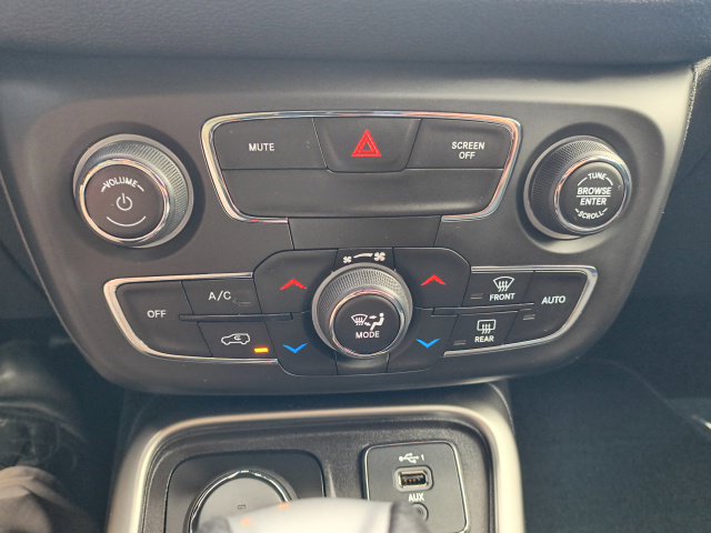 Used 2020 Jeep Compass Sport AWD/4WD image 25