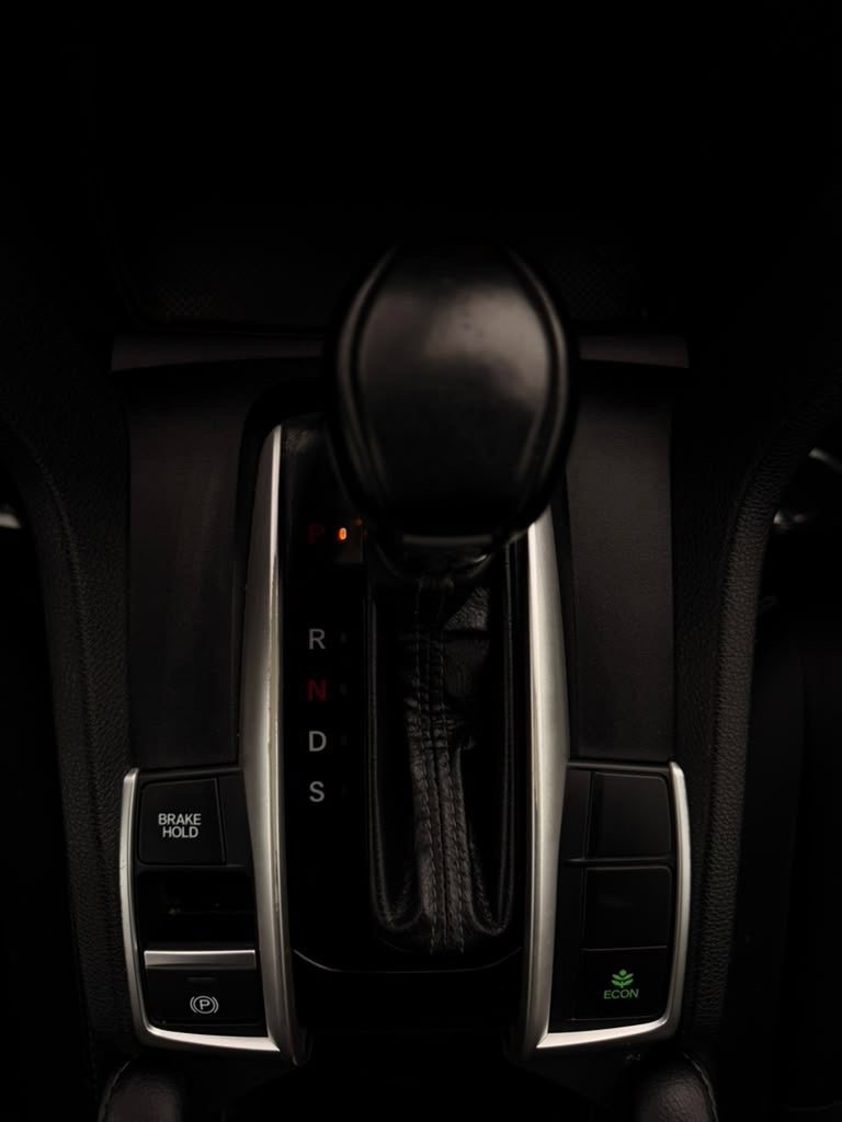 Used 2020 Honda Civic Sport image 27