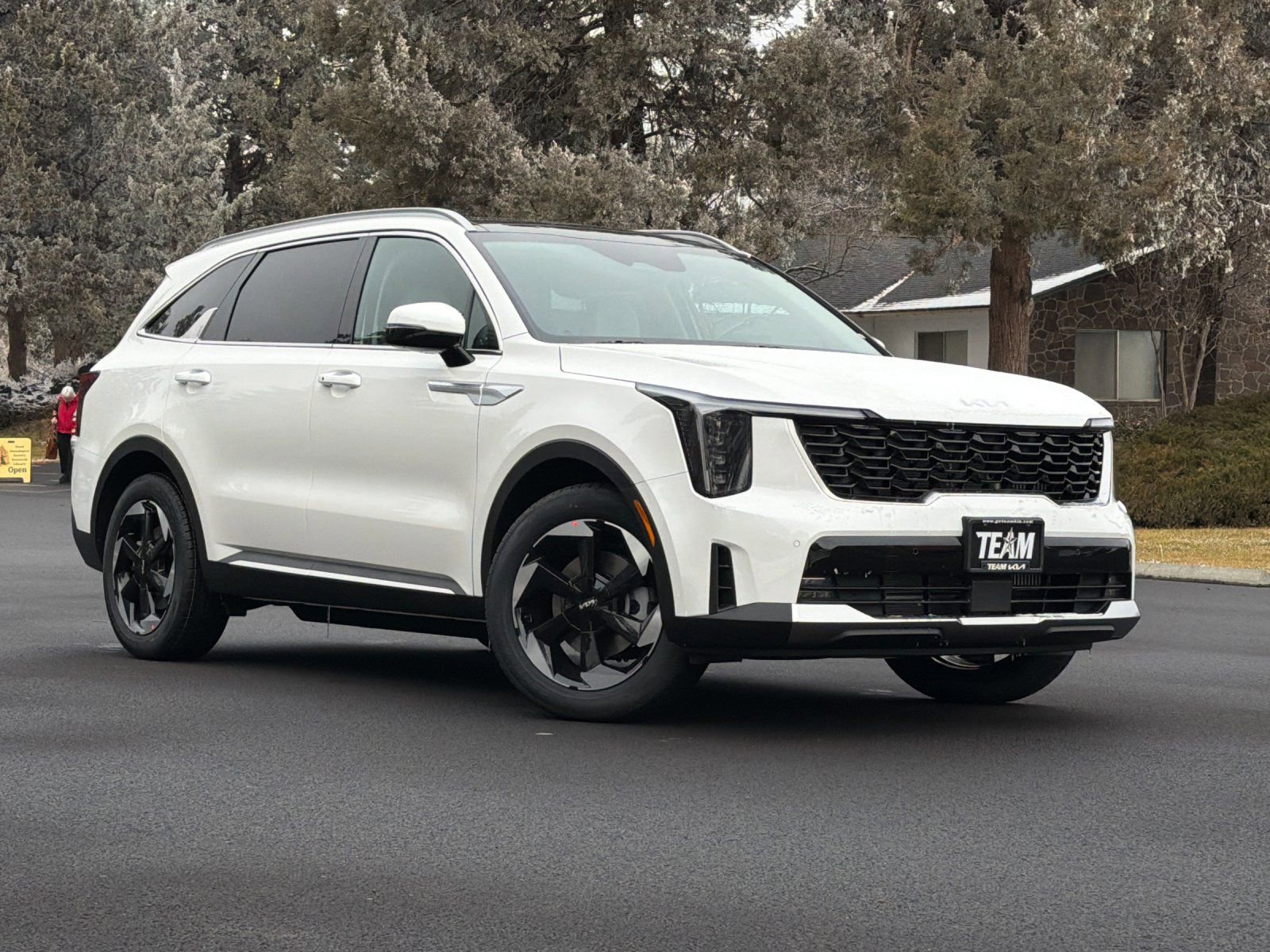 New 2026 Kia Sorento EX w/ EX Premium Package AWD/4WD image 2
