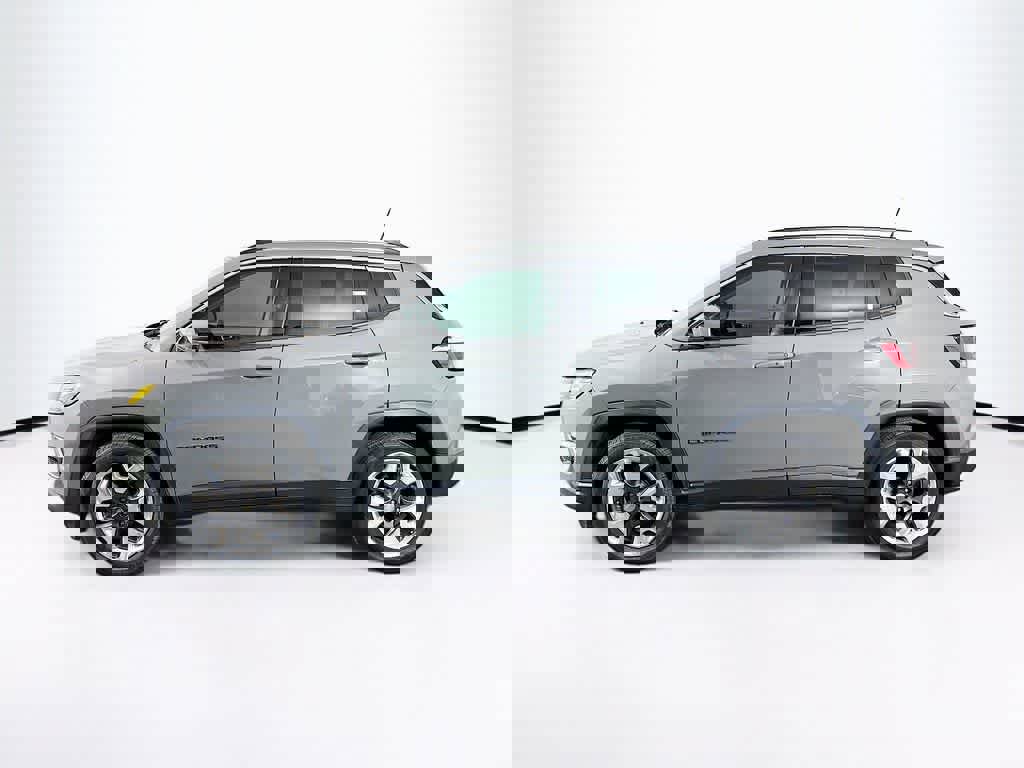 Used 2021 Jeep Compass Limited FWD image 3