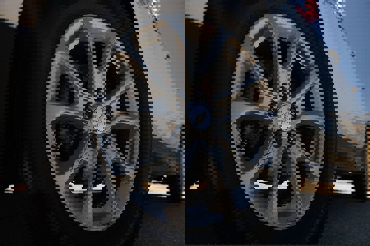 Used 2021 Chevrolet Equinox LS image 48