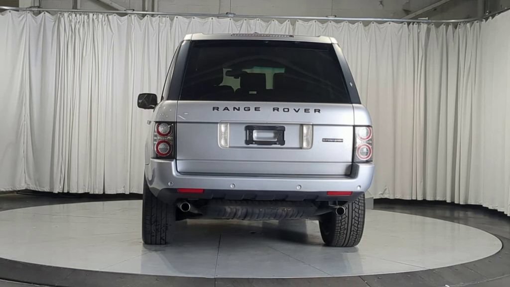 Used 2012 Land Rover Range Rover Supercharged AWD/4WD image 8