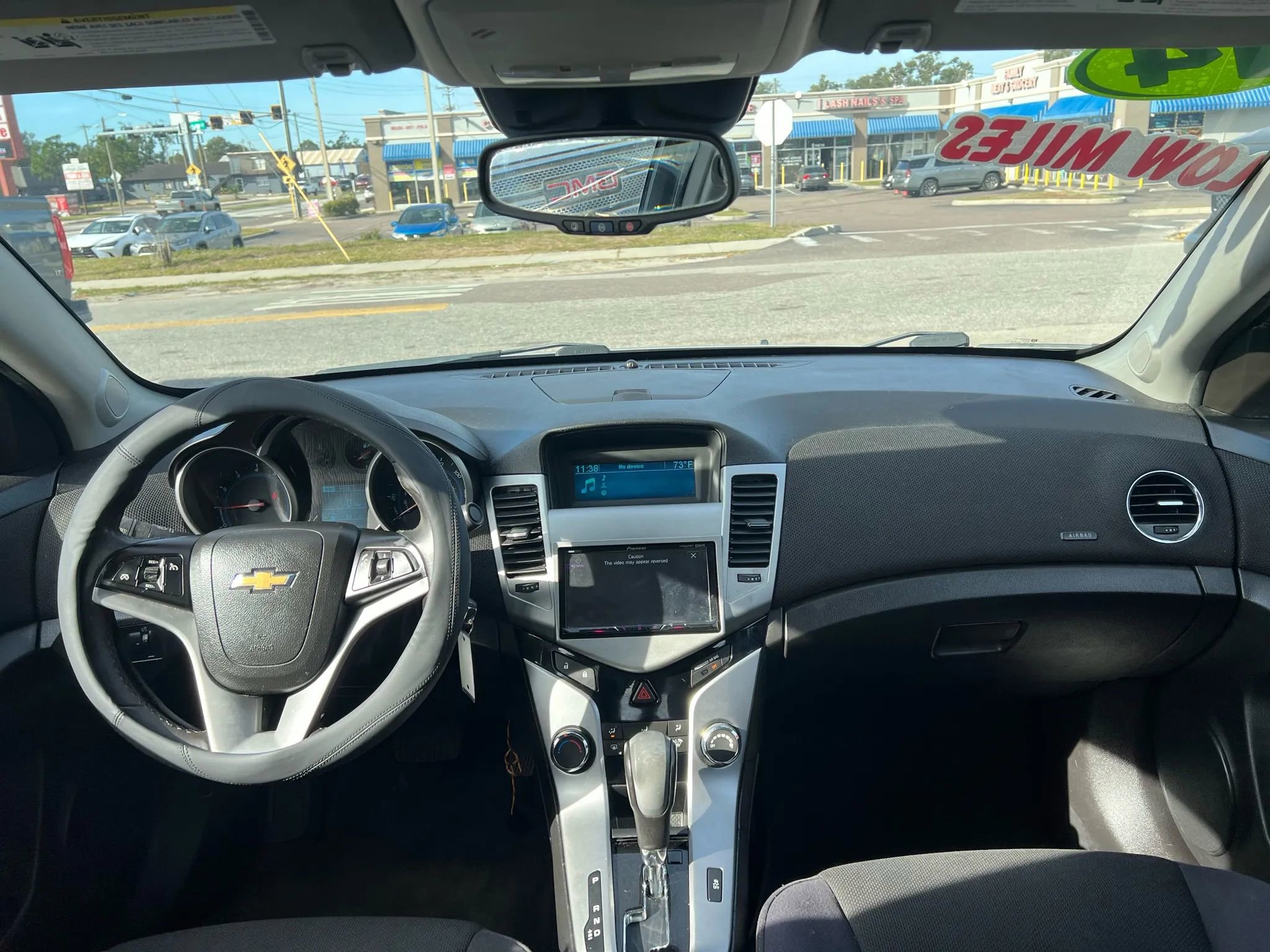 Used 2014 Chevrolet Cruze LT FWD image 11