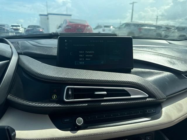 Used 2019 BMW i8 Coupe AWD/4WD image 7