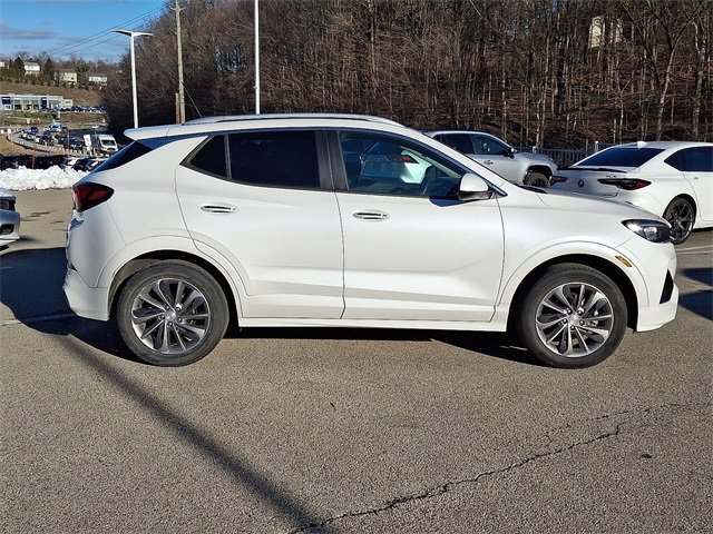 Used 2021 Buick Encore GX Select w/ Sport Touring Package image 7