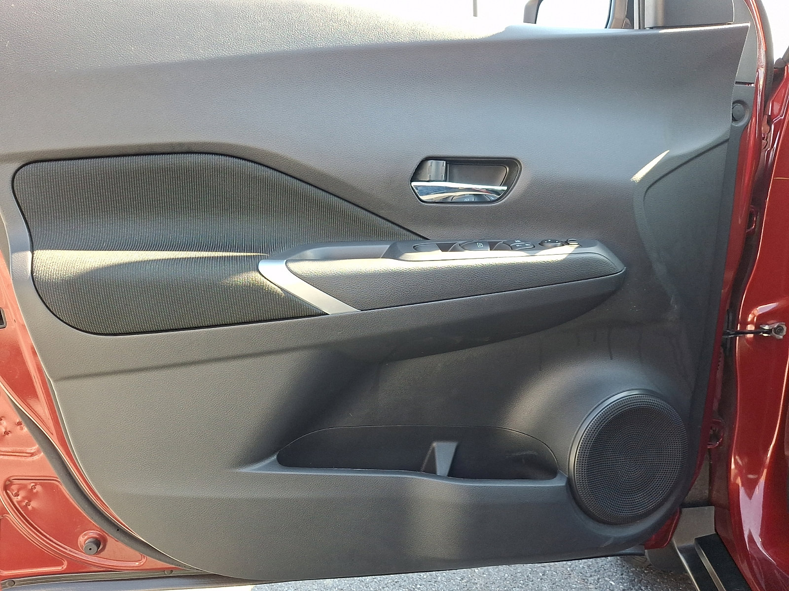 Used 2024 Nissan Kicks SV image 12