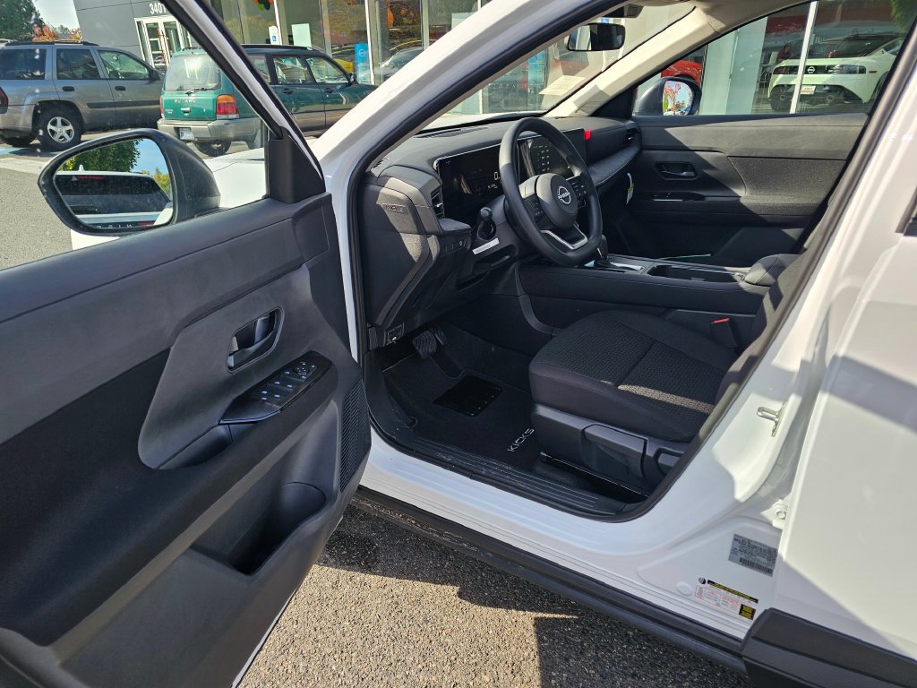 New 2027 Nissan Kicks S FWD image 15