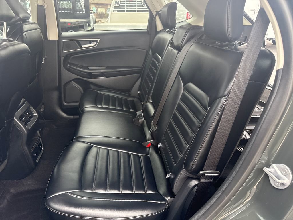 Used 2024 Ford Edge SEL w/ Convenience Package image 15