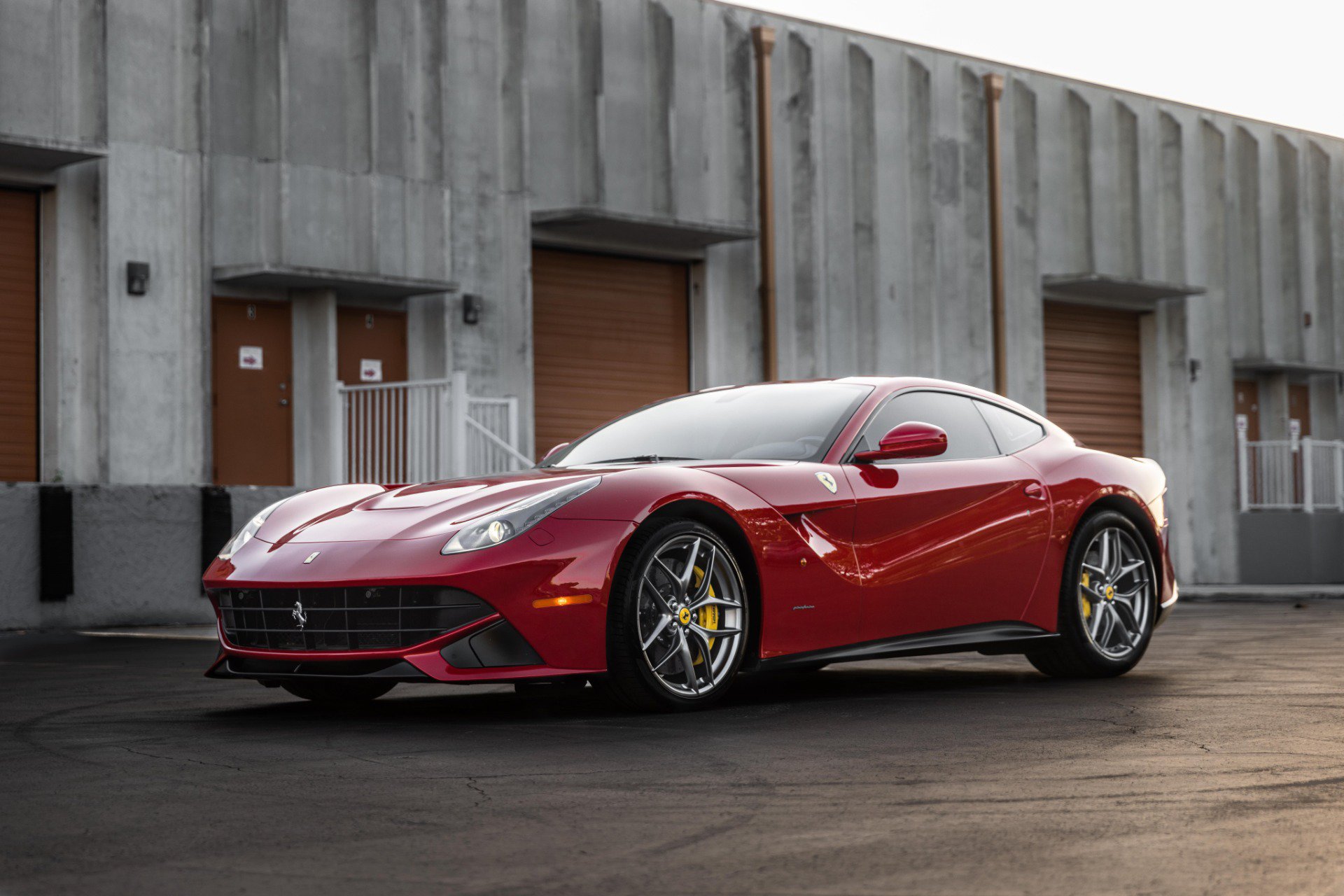 Used 2014 Ferrari F12 Berlinetta RWD image 22