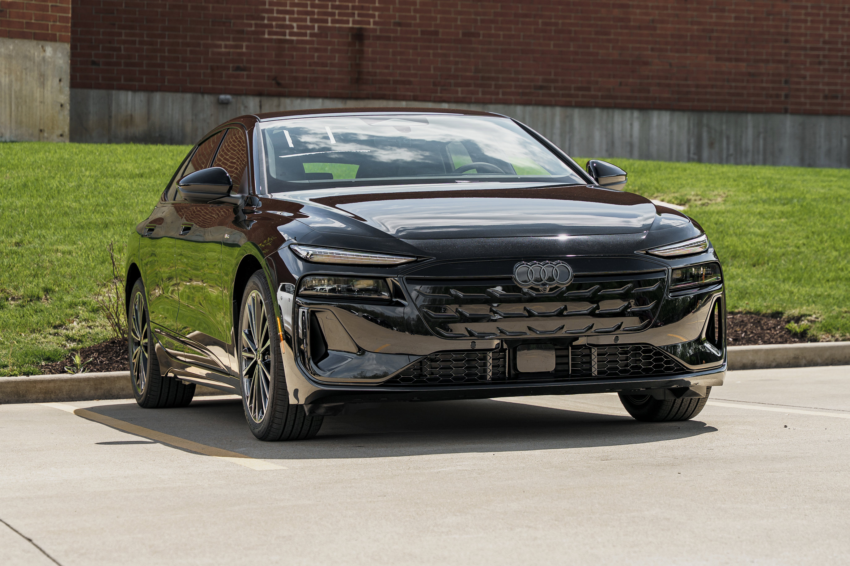 New 2027 Audi A6 e-tron Premium Plus image 1