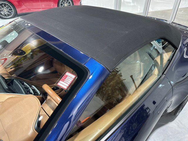 Used 2019 Aston Martin DB11 Volante RWD image 48