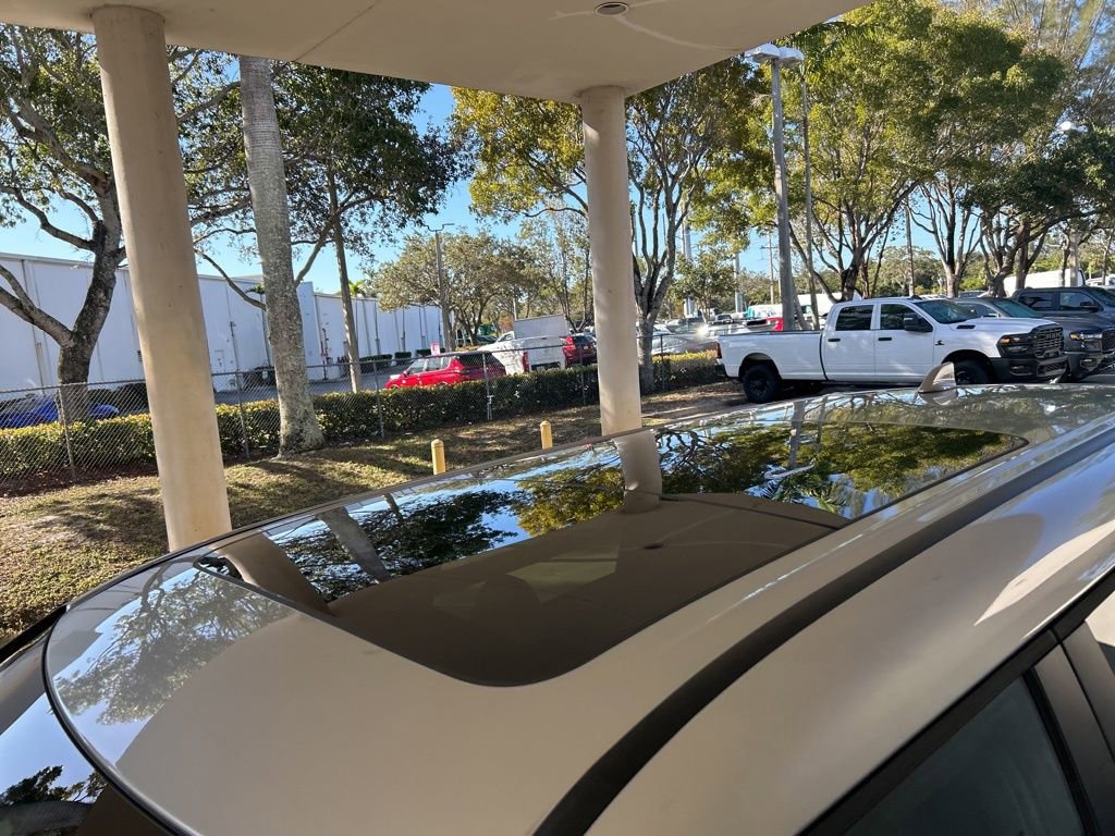 New 2026 Mitsubishi Outlander SE image 16