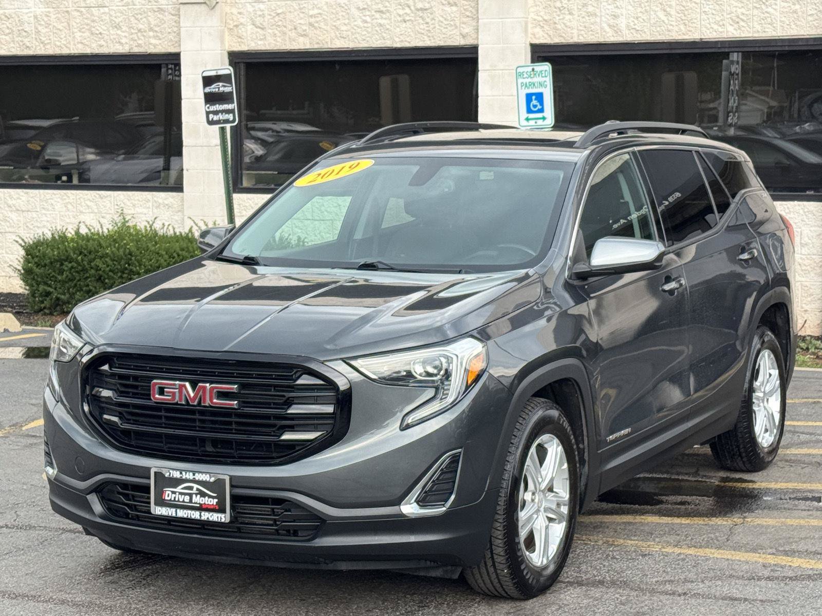 Used 2019 GMC Terrain SLE w/ Driver Convenience Package FWD image 16
