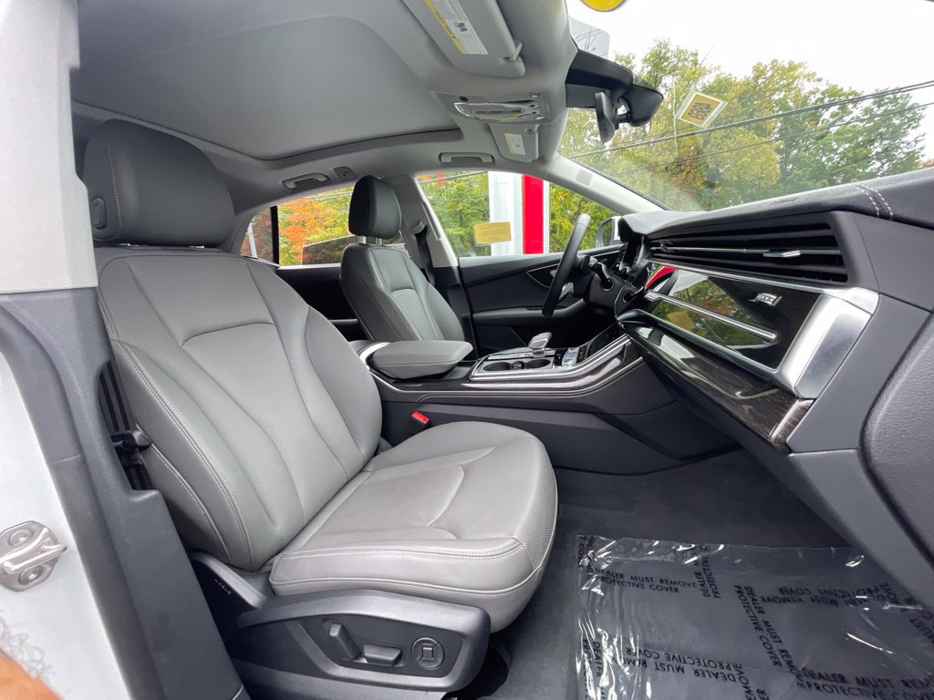 Used 2026 Audi Q8 Premium Plus AWD/4WD image 18