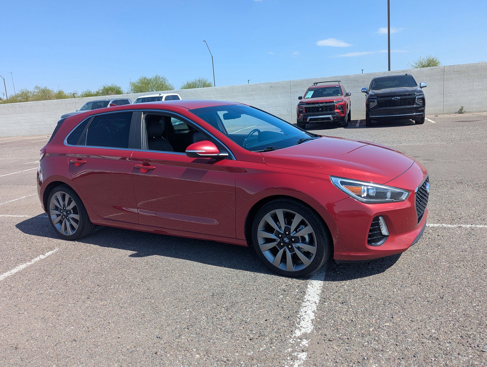 Used 2018 Hyundai Elantra GT Sport image 6
