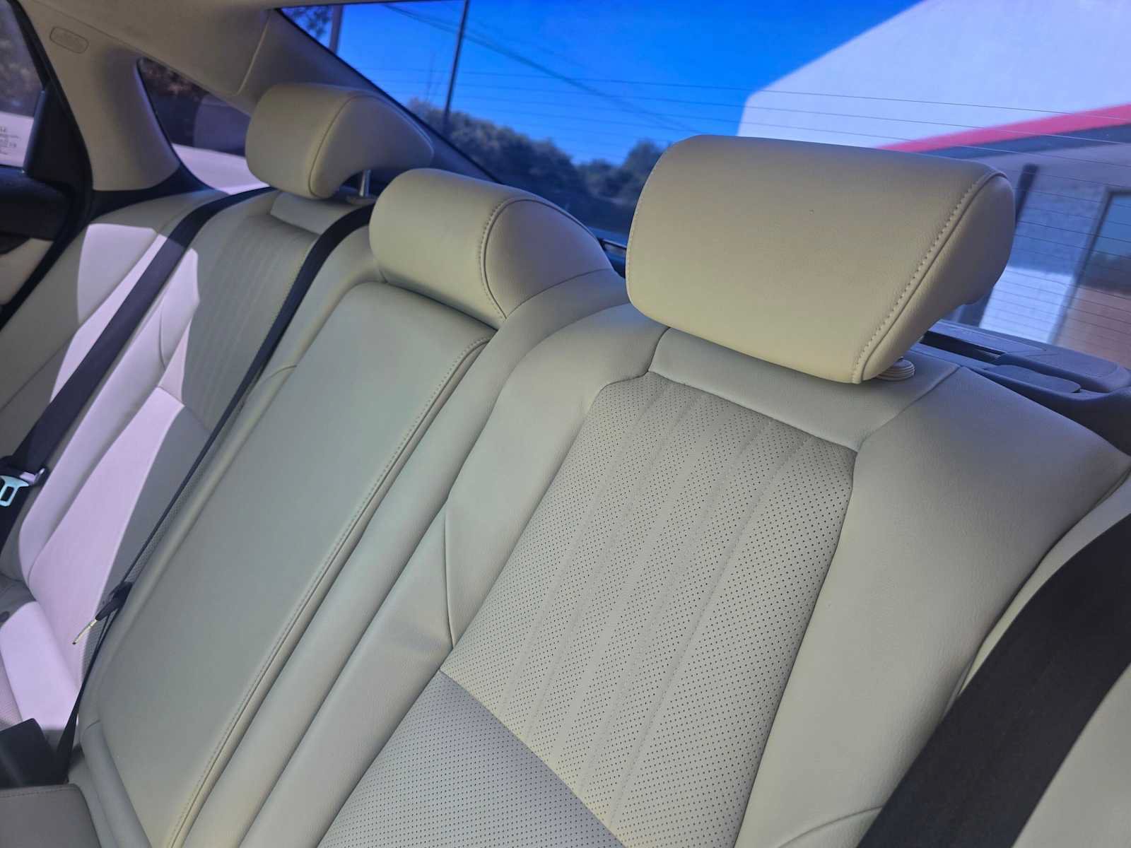 Used 2018 Honda Accord EX-L image 17