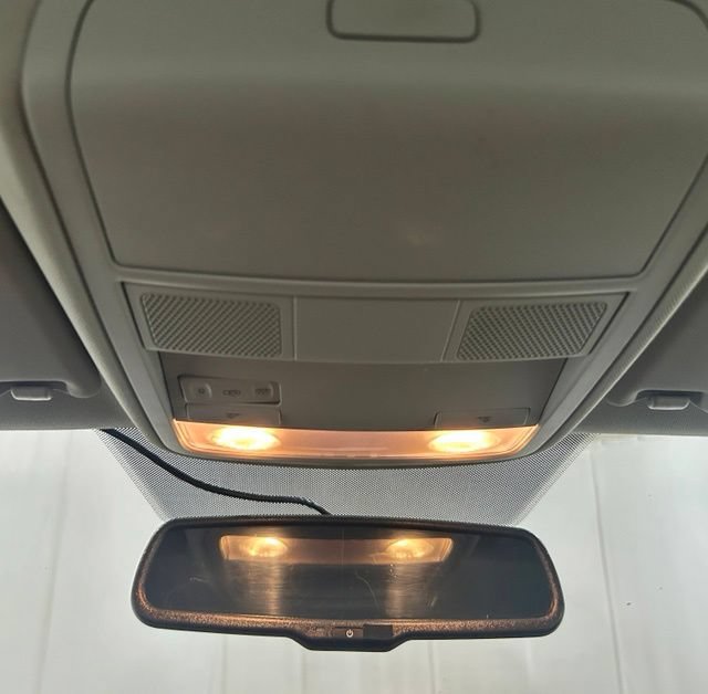 Used 2015 Volkswagen Jetta SE FWD image 33