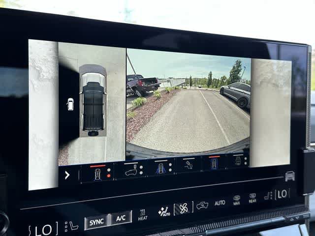 Used 2024 GMC Hummer EV 2X AWD/4WD image 14